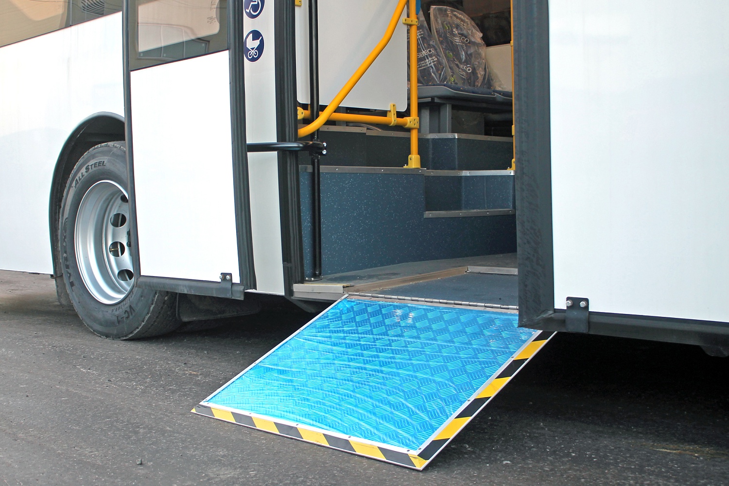 Автобус КАВЗ-4270-D2